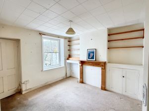 Photo 5- click for photo gallery